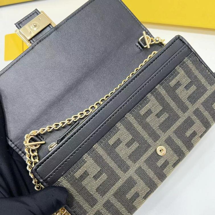 Fendi hand bag 2605