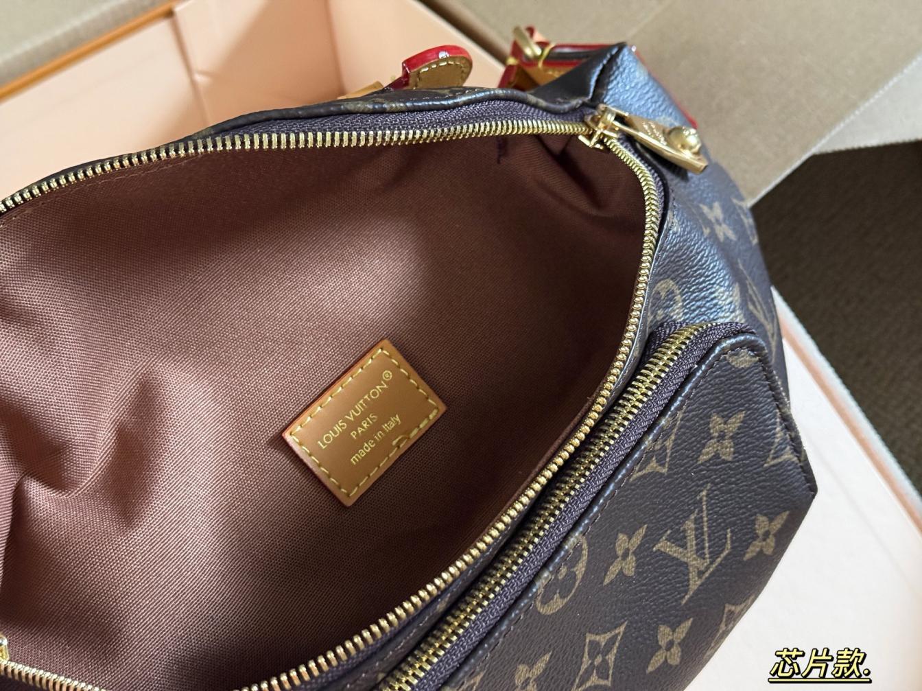 LV Rush Bag for men 139049