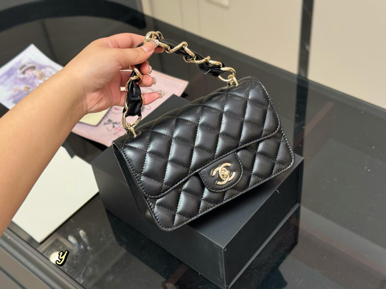 Chanel 25B CF mini bag 139054