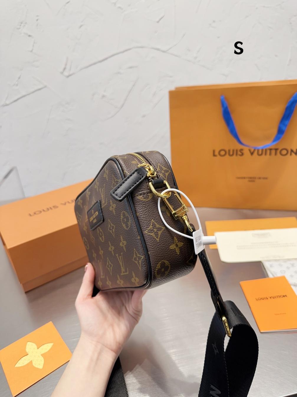 LV louis vuitton vintage men bag 131656