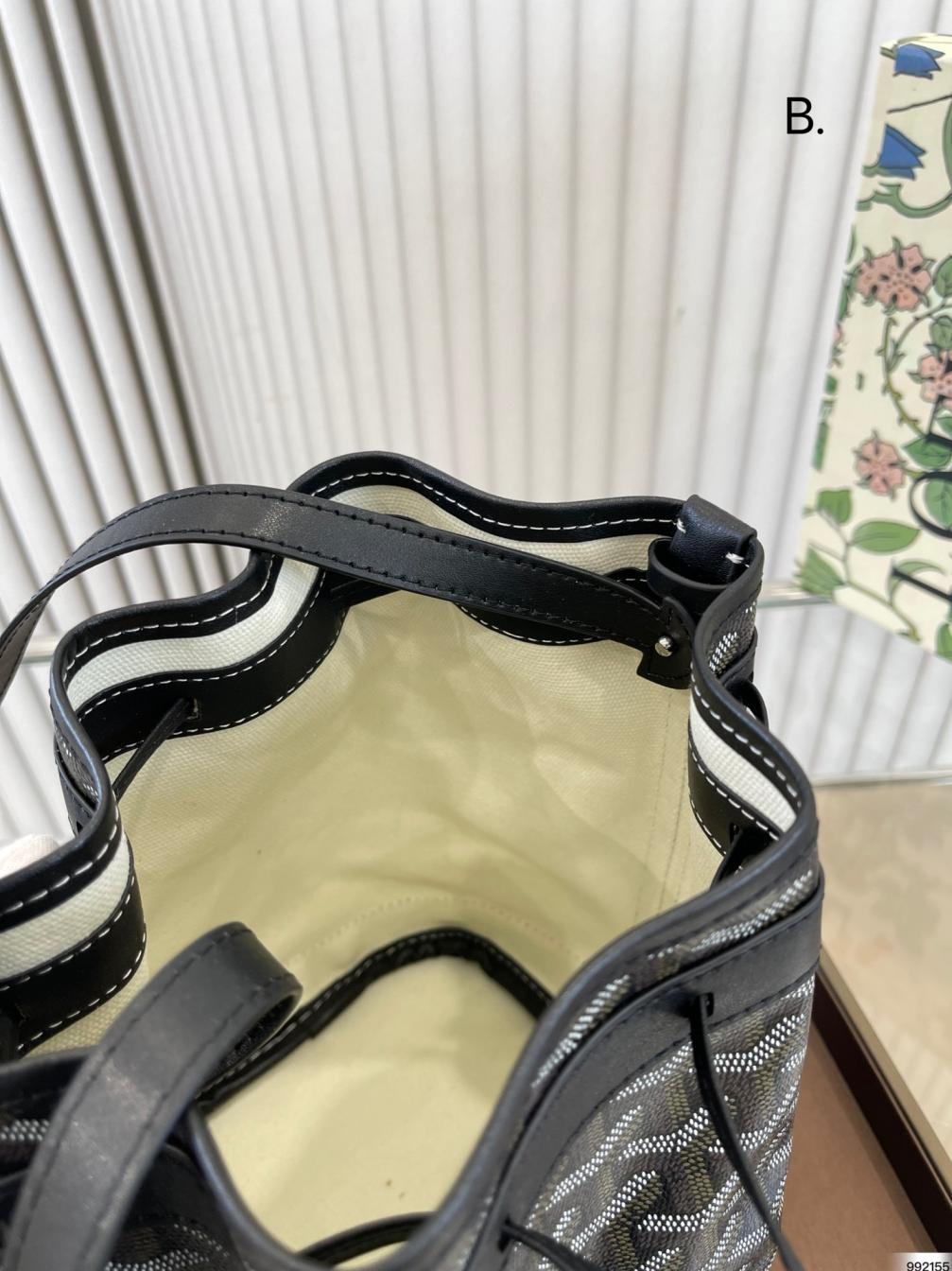Goyard Noe bucket bag 132246