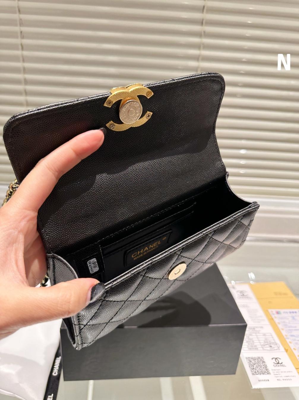 Chanel coco hand bag 132292