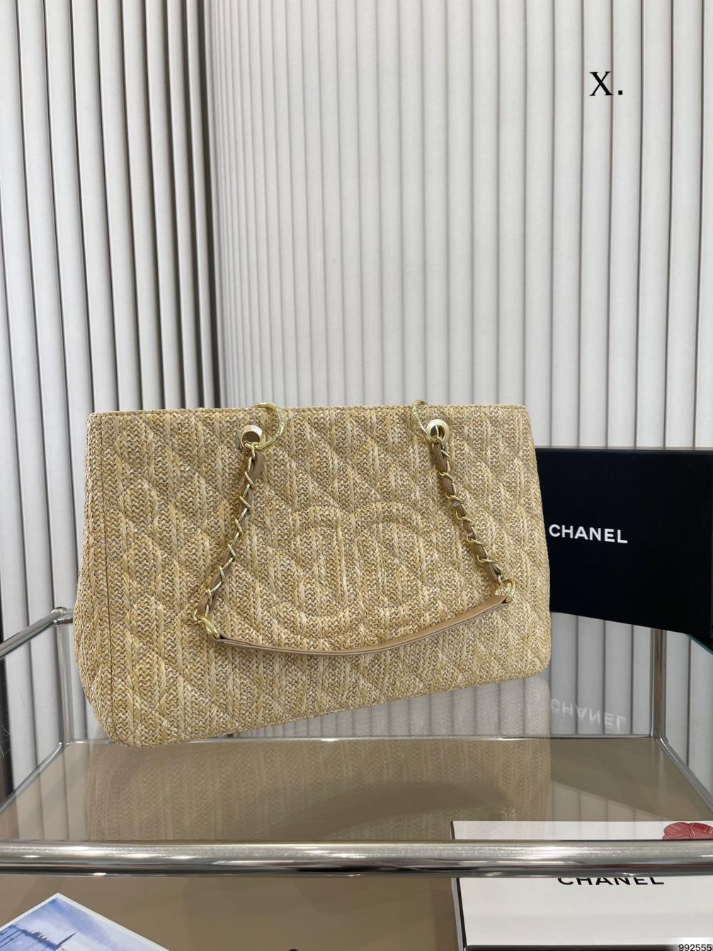 Chanel wave tote shopping bag 132269