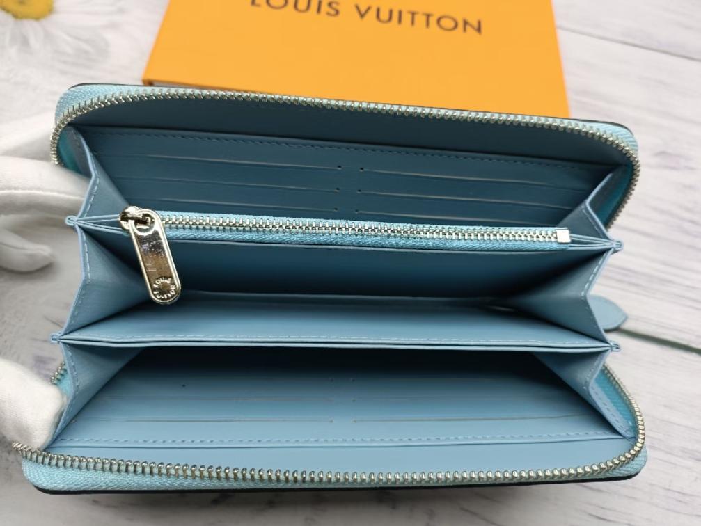 LV Mahina Monogram wallet M81643
