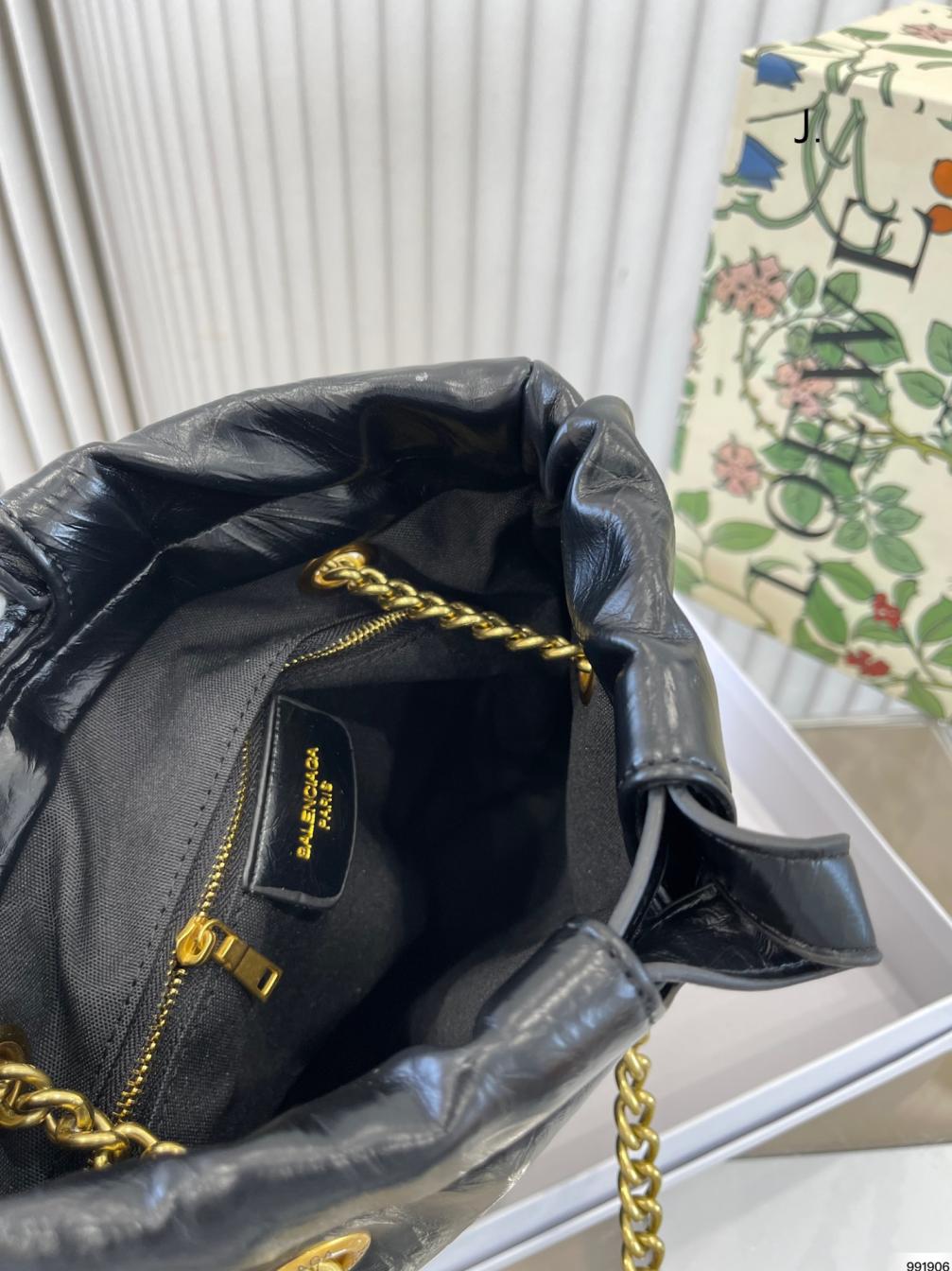 Balenciaga Trash Bag 132623