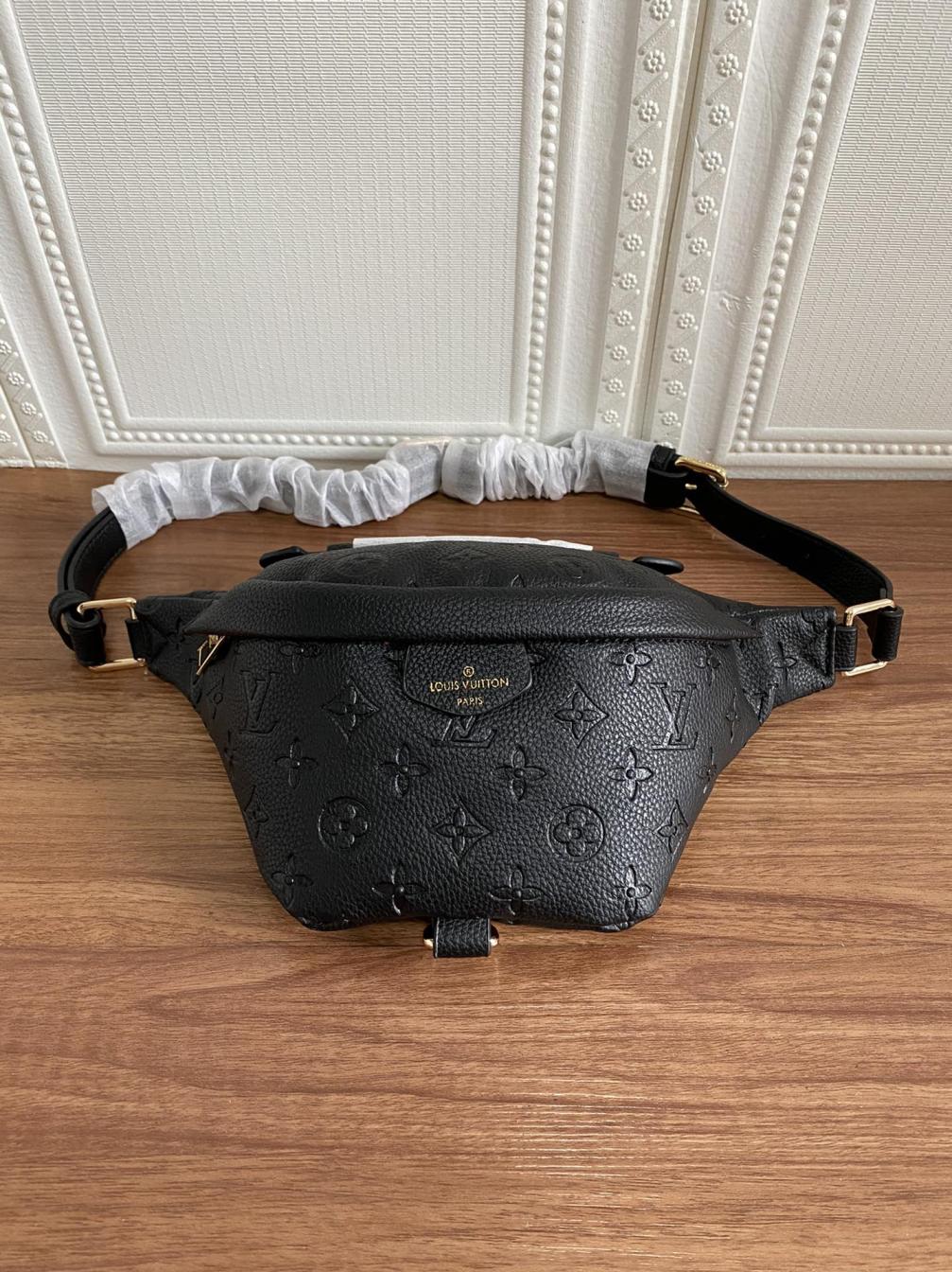 LV Cowskin M44812 Monogram Bumbag/waistbag