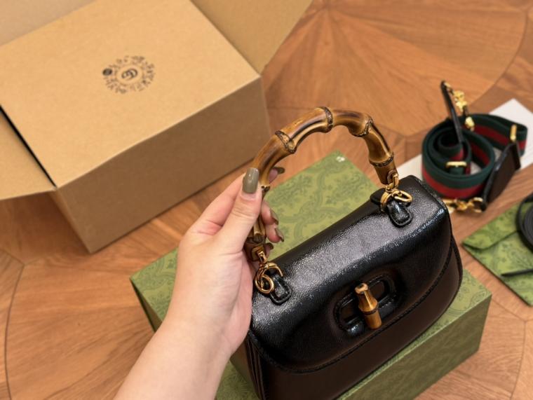 Gucci Diana bamboo handbag