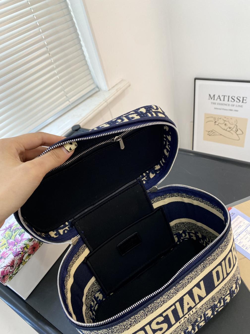 Dior Oblique cosmetic bag