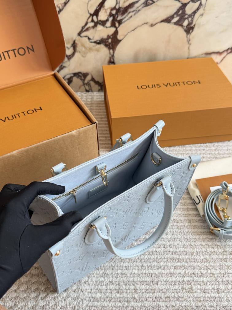 LV Louis Vuitton handbag Onthego Monogram Small