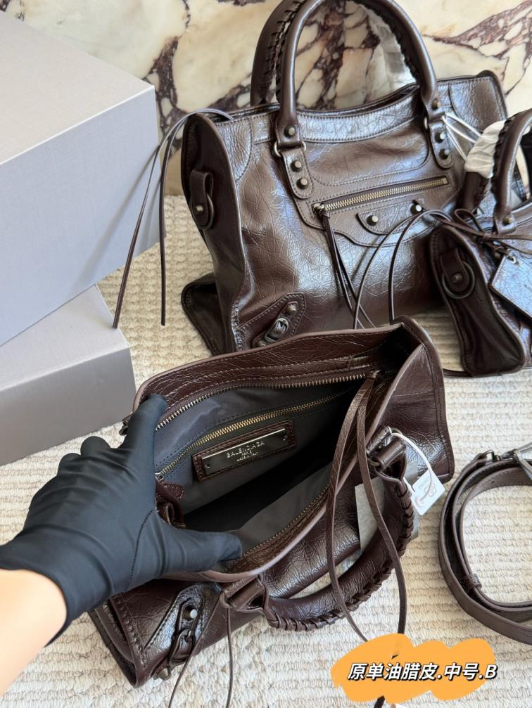 Balenciaga cowskin Le Cagole brown handbag
