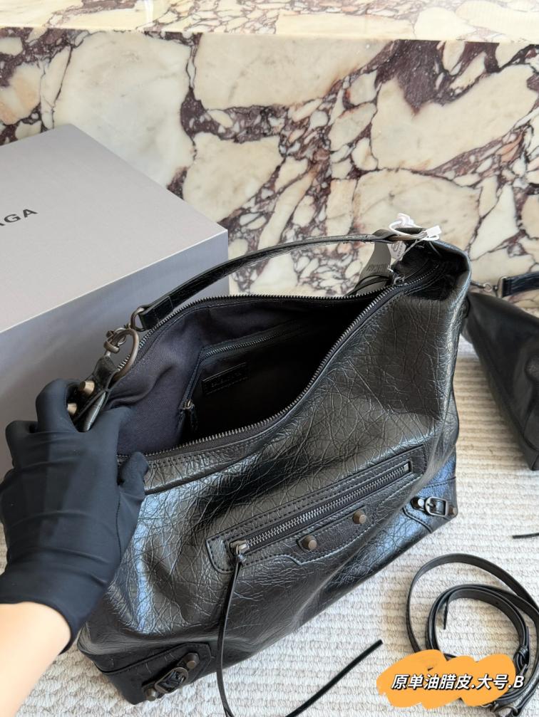 Balenciage cowskin Le City Hobo bag