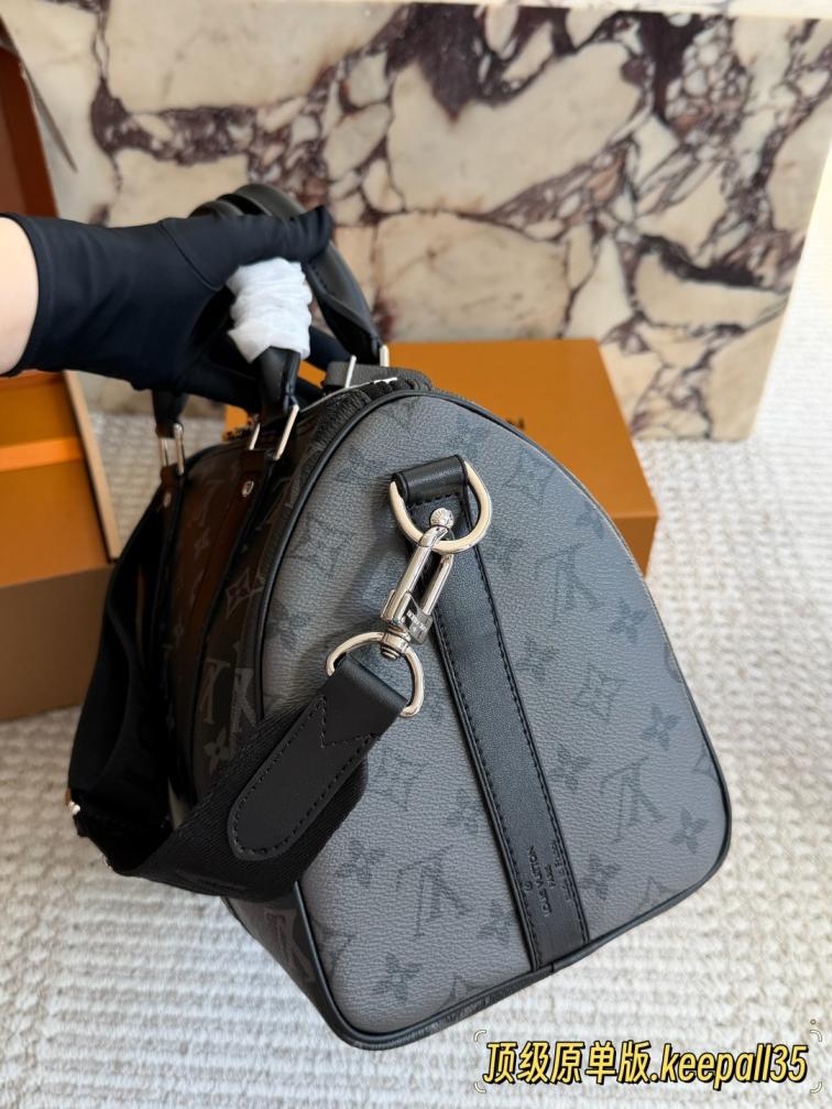 LV keepall35 bag black