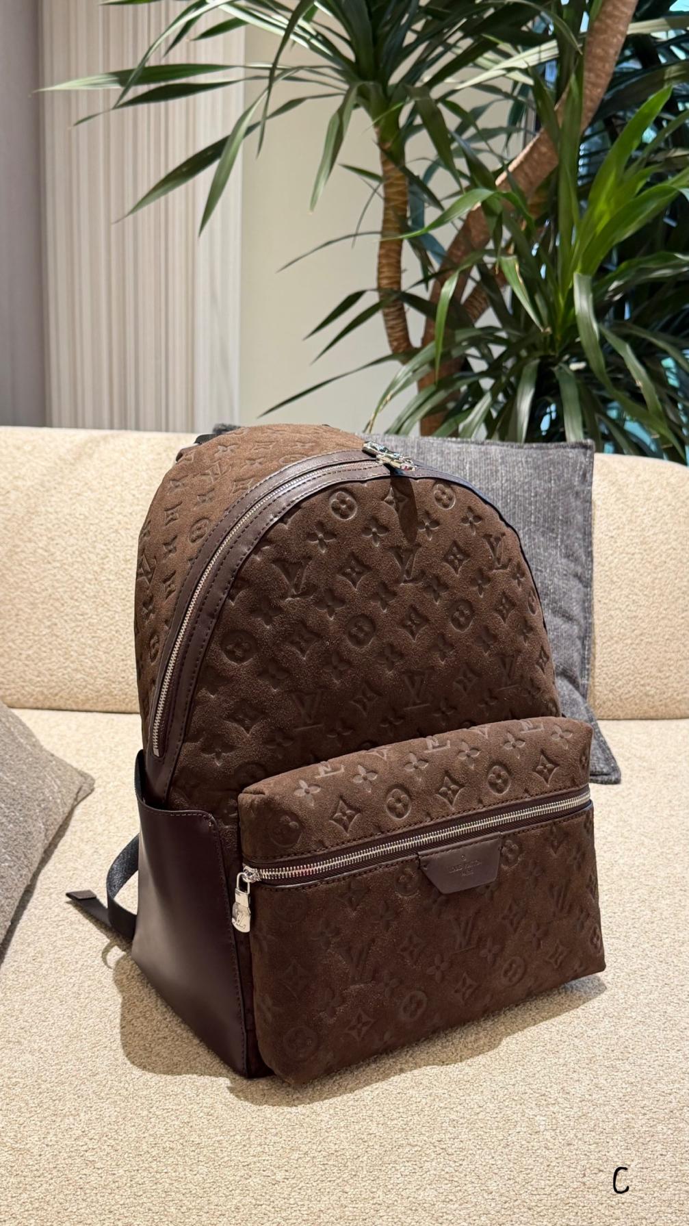 LV Discovery Monogram Eclipse backbag/backpack