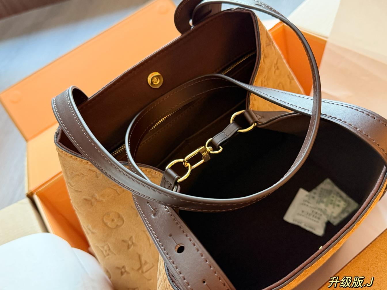 LV Louis Vuitton monogram all in one tote bag