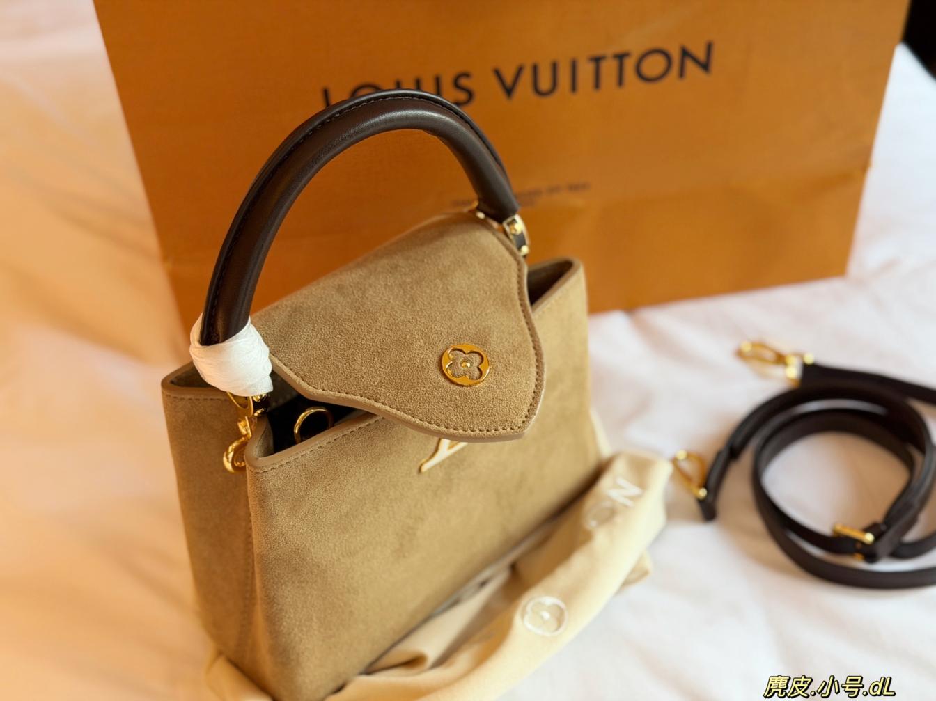 LV Louis Vuitton Capucines hand bag