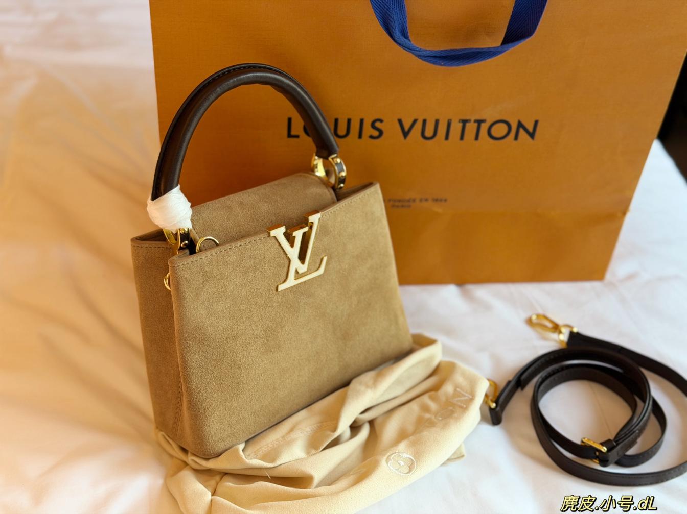 LV Louis Vuitton Capucines hand bag