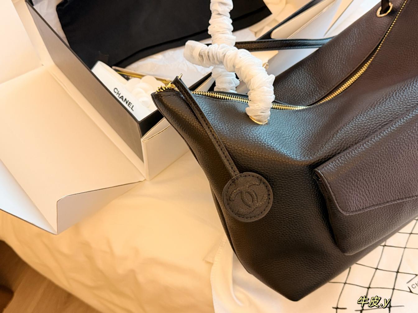 Chanel 26B Tote bag