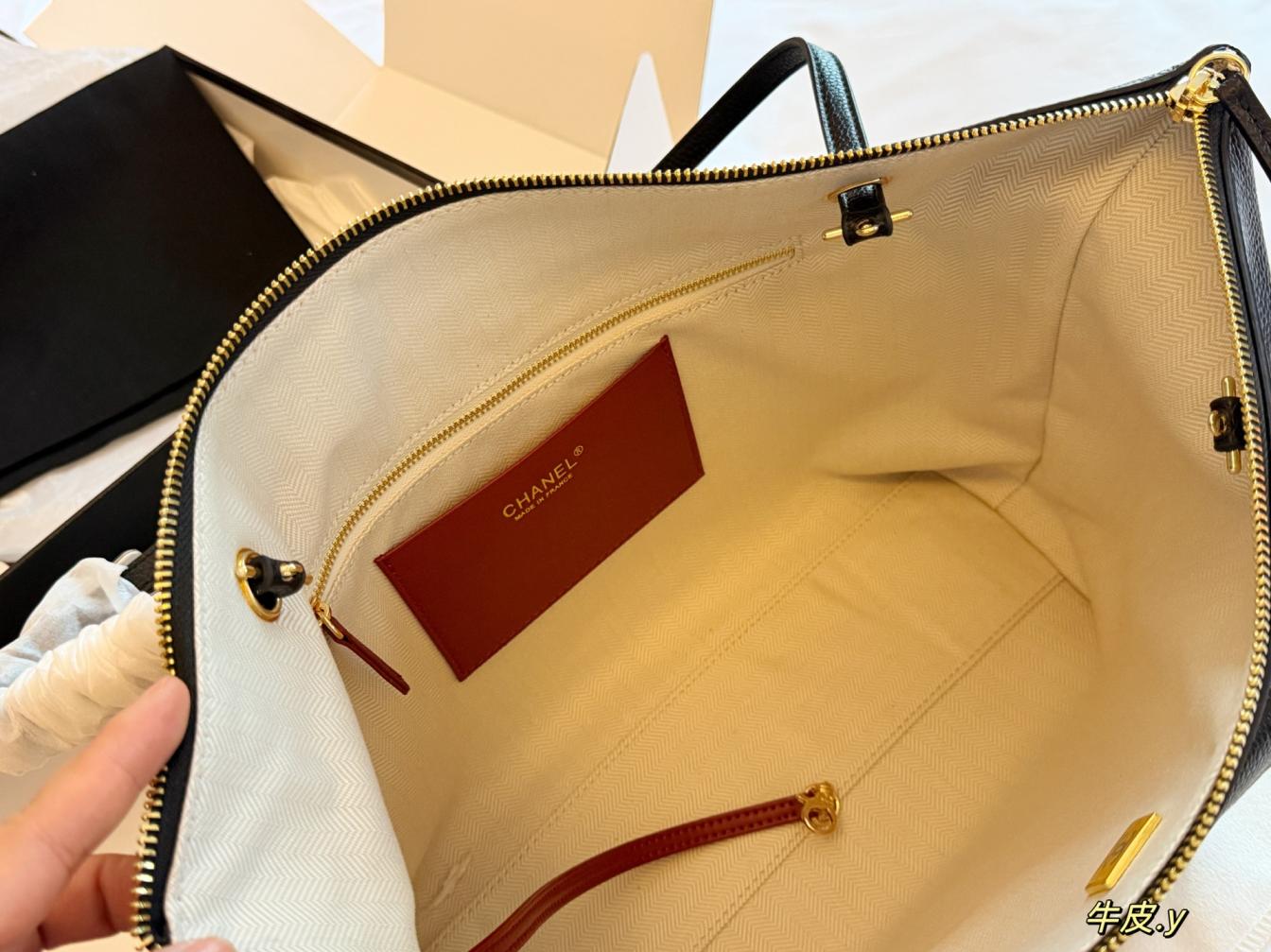 Chanel 26B Tote bag
