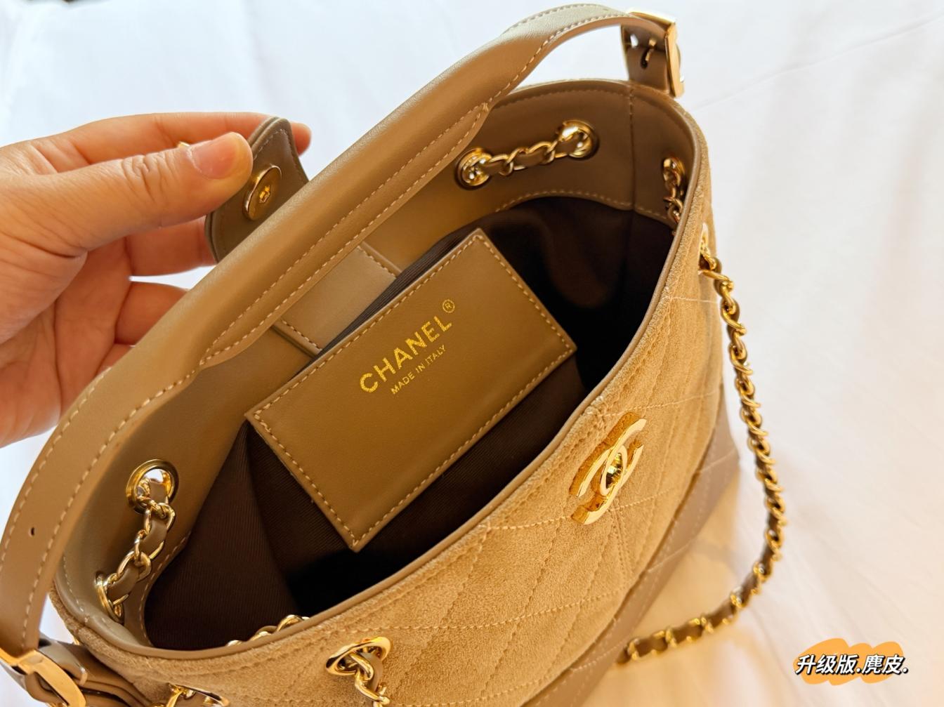 Chanel 26K minihobo 139287